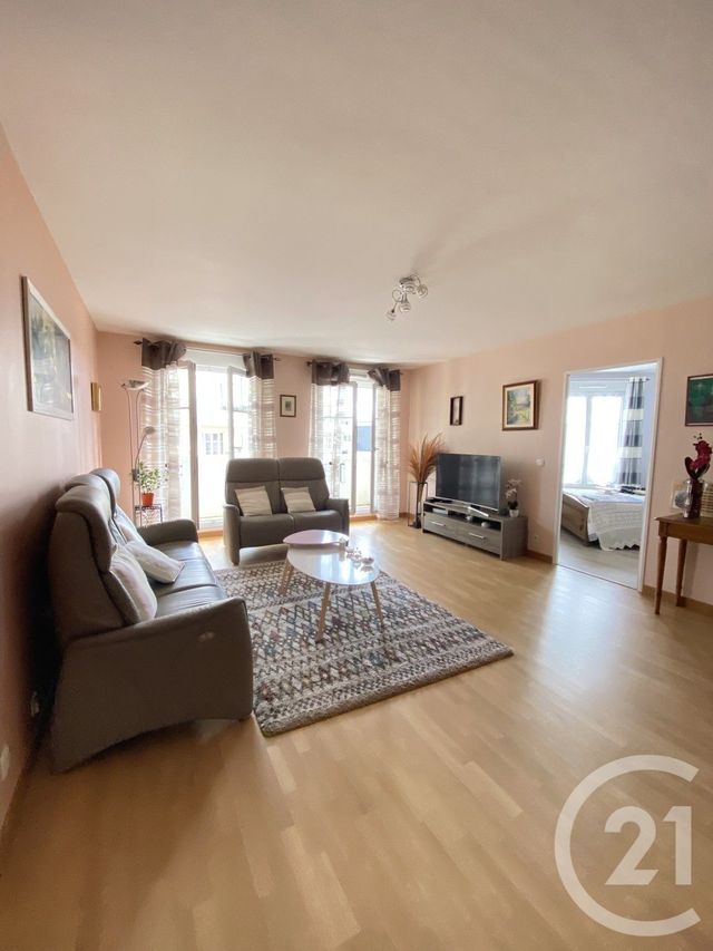 Appartement à vendre - 5 pièces - 94.22 m2 - OSNY - 95 - ILE-DE-FRANCE - Century 21 Osmose