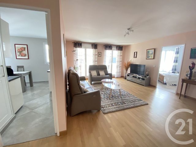 Appartement à vendre - 5 pièces - 94.22 m2 - PONTOISE - 95 - ILE-DE-FRANCE - Century 21 Osmose