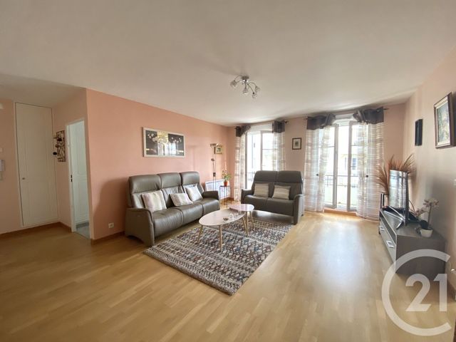 Appartement à vendre - 5 pièces - 94.22 m2 - PONTOISE - 95 - ILE-DE-FRANCE - Century 21 Osmose