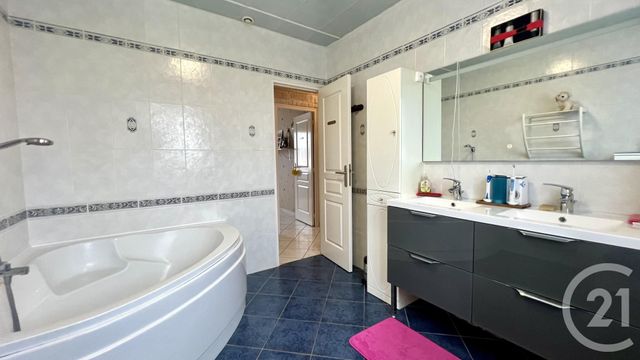 maison à vendre - 6 pièces - 150.36 m2 - PONTOISE - 95 - ILE-DE-FRANCE - Century 21 Osmose