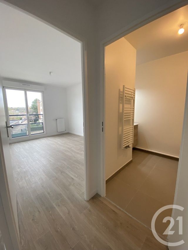 Appartement F2 à vendre - 2 pièces - 42.24 m2 - PONTOISE - 95 - ILE-DE-FRANCE - Century 21 Osmose