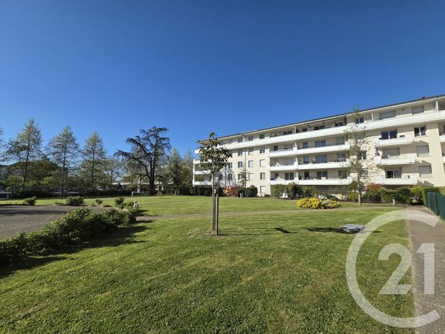 Appartement F3 à vendre - 3 pièces - 64.02 m2 - PONTOISE - 95 - ILE-DE-FRANCE - Century 21 Osmose