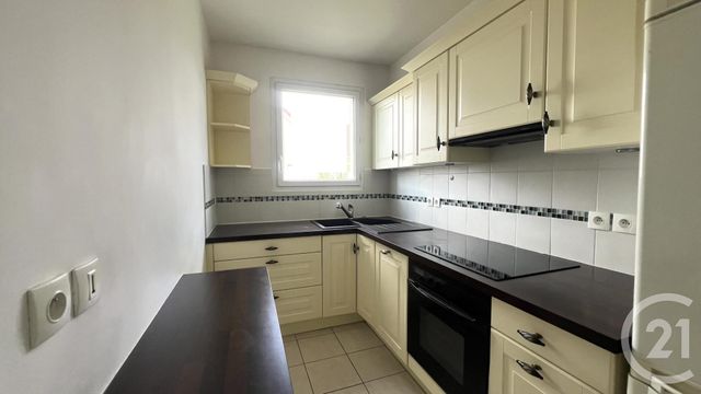 Appartement F3 à vendre - 3 pièces - 61.27 m2 - ST OUEN L AUMONE - 95 - ILE-DE-FRANCE - Century 21 Osmose