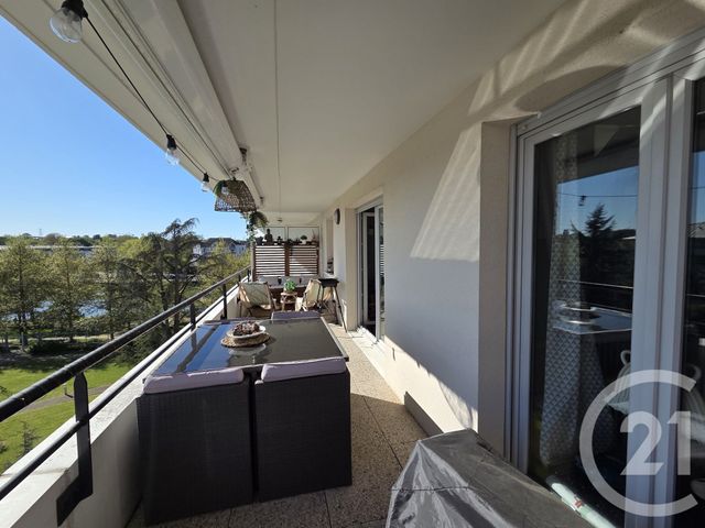 Appartement F3 à vendre - 3 pièces - 64.02 m2 - ST OUEN L AUMONE - 95 - ILE-DE-FRANCE - Century 21 Osmose