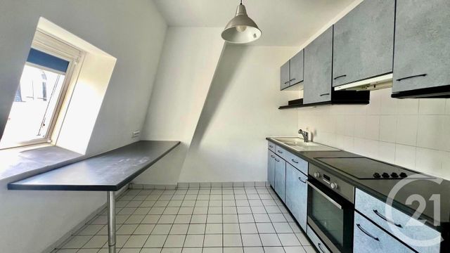 Appartement F2 à vendre - 2 pièces - 57.21 m2 - PONTOISE - 95 - ILE-DE-FRANCE - Century 21 Osmose