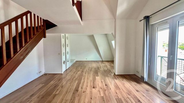 Appartement F2 à vendre - 2 pièces - 57.21 m2 - PONTOISE - 95 - ILE-DE-FRANCE - Century 21 Osmose