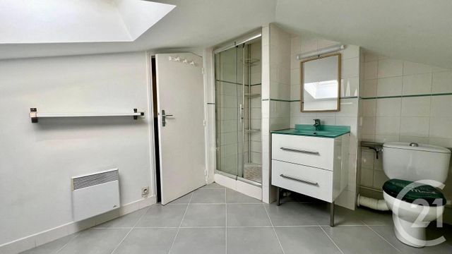 Appartement F2 à vendre - 2 pièces - 57.21 m2 - PONTOISE - 95 - ILE-DE-FRANCE - Century 21 Osmose