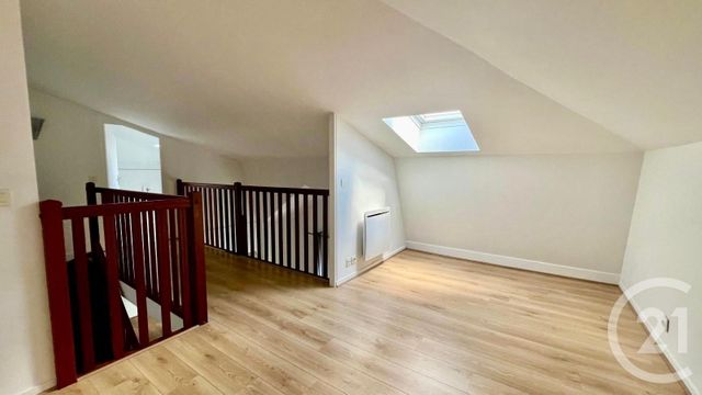 Appartement F2 à vendre - 2 pièces - 57.21 m2 - PONTOISE - 95 - ILE-DE-FRANCE - Century 21 Osmose