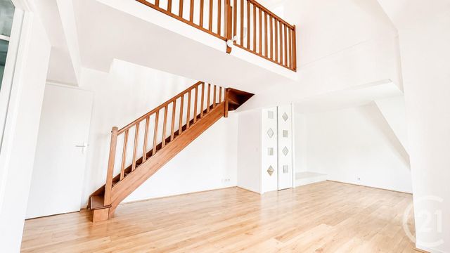 Appartement F2 à vendre - 2 pièces - 57.21 m2 - PONTOISE - 95 - ILE-DE-FRANCE - Century 21 Osmose