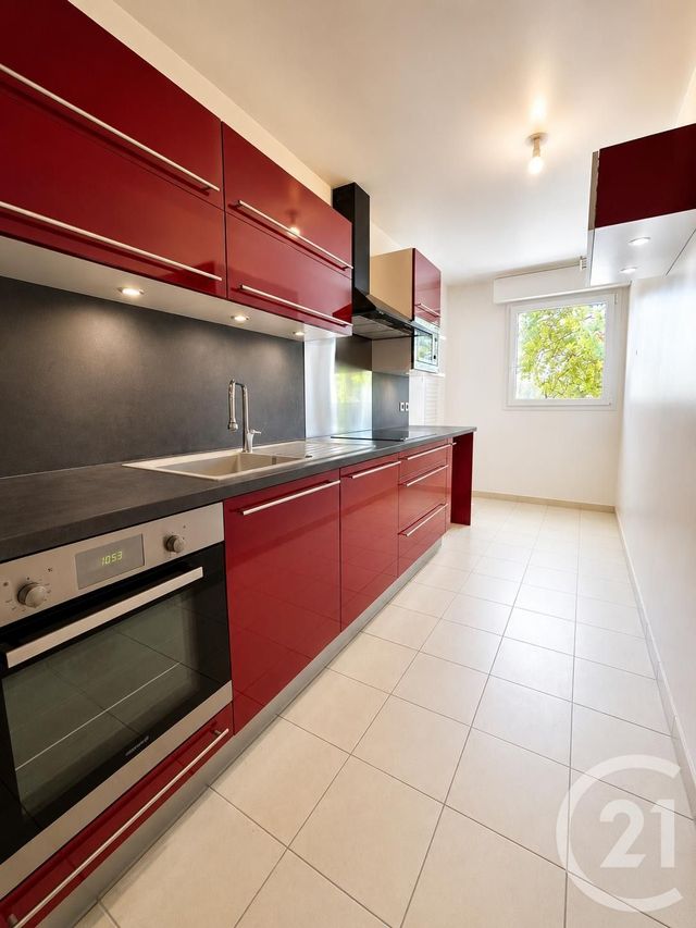 Appartement F4 à vendre - 4 pièces - 85.0 m2 - PONTOISE - 95 - ILE-DE-FRANCE - Century 21 Osmose
