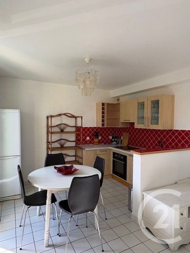 Appartement à louer - 2 pièces - 36.95 m2 - PONTOISE - 95 - ILE-DE-FRANCE - Century 21 Osmose