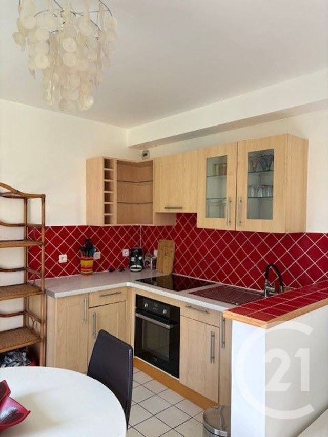 Appartement à louer - 2 pièces - 36.95 m2 - PONTOISE - 95 - ILE-DE-FRANCE - Century 21 Osmose