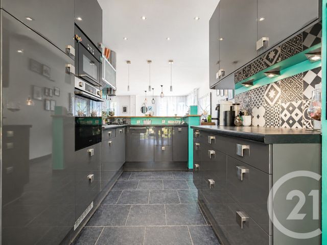 maison à vendre - 8 pièces - 181.0 m2 - PONTOISE - 95 - ILE-DE-FRANCE - Century 21 Osmose