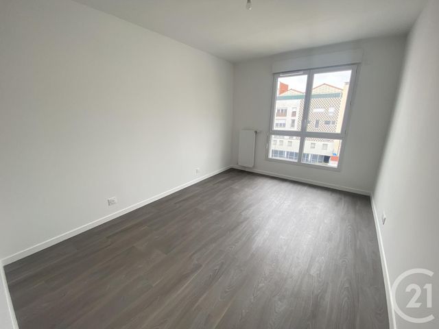 Appartement F3 à louer - 3 pièces - 72.6 m2 - PONTOISE - 95 - ILE-DE-FRANCE - Century 21 Osmose