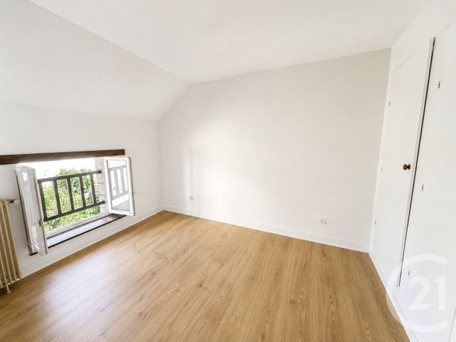 Appartement F2 à vendre - 2 pièces - 39.75 m2 - PONTOISE - 95 - ILE-DE-FRANCE - Century 21 Osmose