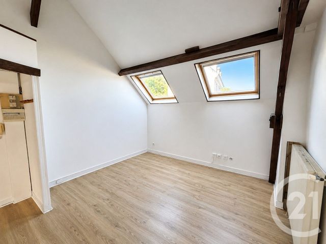 Appartement F2 à vendre - 2 pièces - 39.75 m2 - PONTOISE - 95 - ILE-DE-FRANCE - Century 21 Osmose