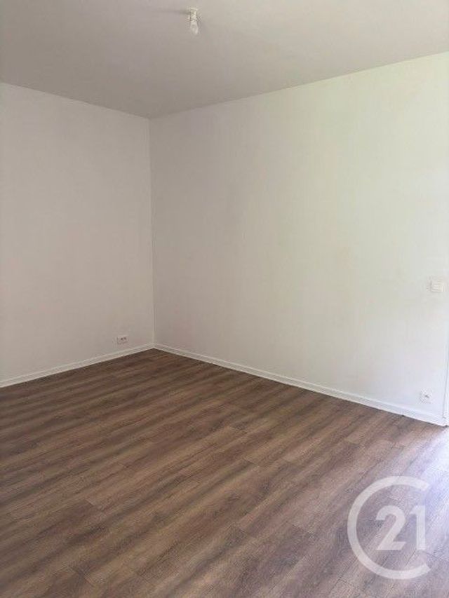 maison à louer - 6 pièces - 135.0 m2 - PONTOISE - 95 - ILE-DE-FRANCE - Century 21 Osmose