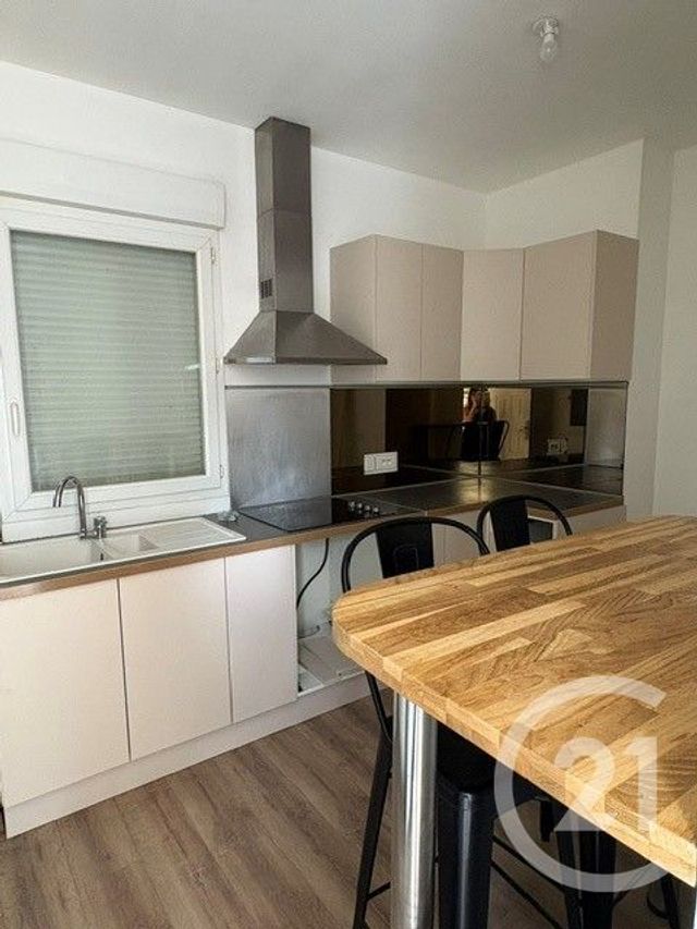 maison à louer - 6 pièces - 135.0 m2 - PONTOISE - 95 - ILE-DE-FRANCE - Century 21 Osmose