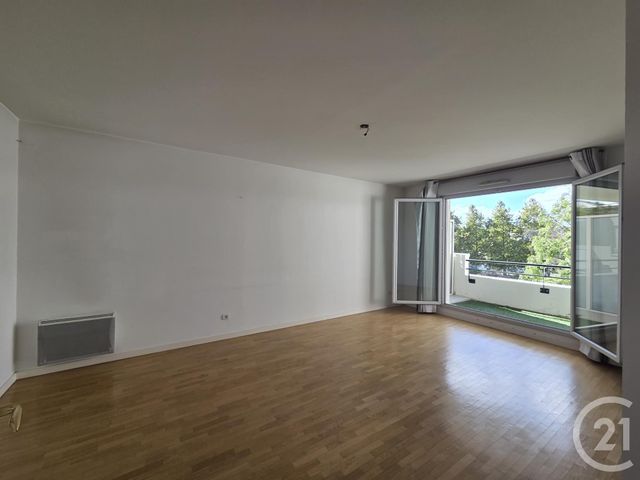 Appartement F3 à vendre - 3 pièces - 62.16 m2 - ST OUEN L AUMONE - 95 - ILE-DE-FRANCE - Century 21 Osmose