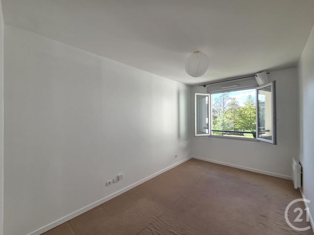 Appartement F3 à vendre - 3 pièces - 62.16 m2 - ST OUEN L AUMONE - 95 - ILE-DE-FRANCE - Century 21 Osmose