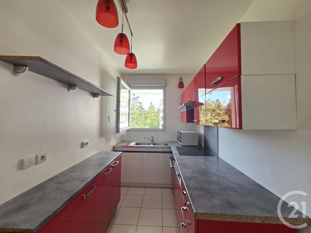 Appartement F3 à vendre - 3 pièces - 62.16 m2 - ST OUEN L AUMONE - 95 - ILE-DE-FRANCE - Century 21 Osmose