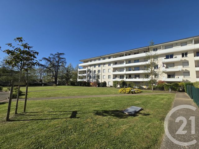 Appartement F3 à vendre - 3 pièces - 61.39 m2 - ST OUEN L AUMONE - 95 - ILE-DE-FRANCE - Century 21 Osmose