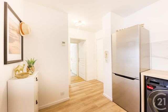 Appartement F3 à vendre - 3 pièces - 53.61 m2 - ST OUEN L AUMONE - 95 - ILE-DE-FRANCE - Century 21 Osmose