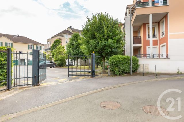 Appartement F3 à vendre - 3 pièces - 53.61 m2 - ST OUEN L AUMONE - 95 - ILE-DE-FRANCE - Century 21 Osmose