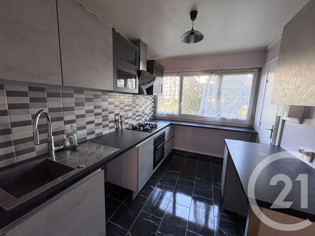 Appartement F4 à louer - 4 pièces - 82.83 m2 - PONTOISE - 95 - ILE-DE-FRANCE - Century 21 Osmose