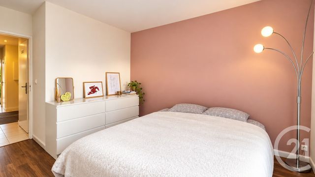 Appartement F2 à vendre - 2 pièces - 47.56 m2 - VAUREAL - 95 - ILE-DE-FRANCE - Century 21 Osmose