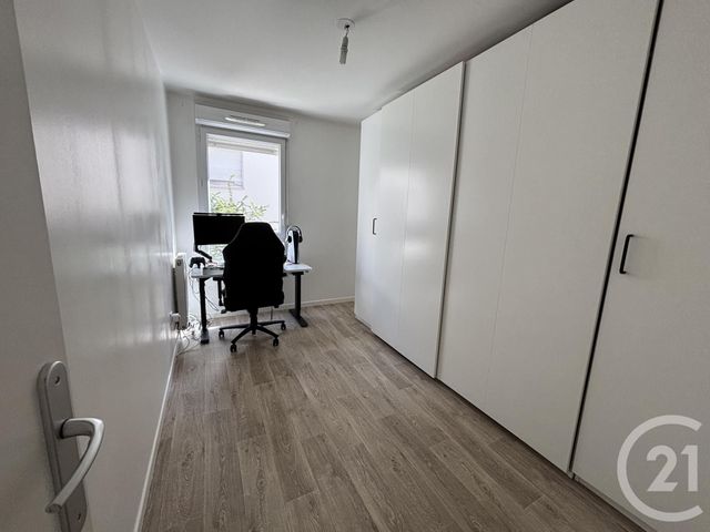 Appartement F4 à vendre - 4 pièces - 78.49 m2 - ERAGNY SUR OISE - 95 - ILE-DE-FRANCE - Century 21 Osmose