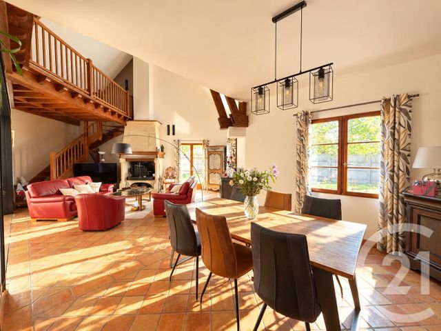 maison à vendre - 7 pièces - 223.0 m2 - ERAGNY SUR OISE - 95 - ILE-DE-FRANCE - Century 21 Osmose